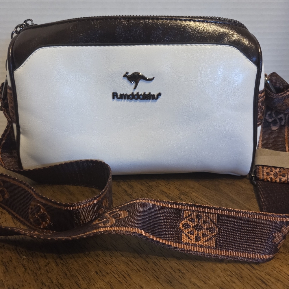 Fumddaishu White And Brown Pillow Retro Style Crossbody Bag NWOT